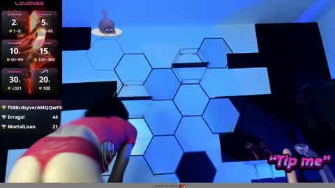 haileycat_ online show from 3, 1, 2025