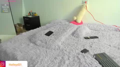 Hailey online show from 27, 11, 2025