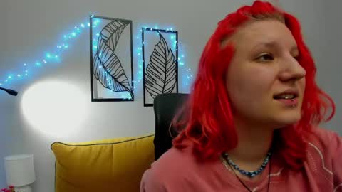 Snapshot of haileyfoxy chatting on 20, 4, 2026 Hailey online show from 20, 4, 2026