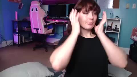 Hailey Harper online show from 14, 10, 2025