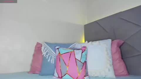 Snapshot of haileylove2 chatting on 19, 9, 2025 Hailey online show from 19, 9, 2025