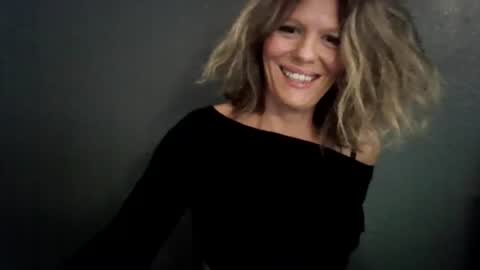Hailey online show from 30, 6, 2026