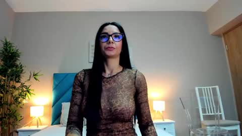 Hailey online show from 22, 9, 2025