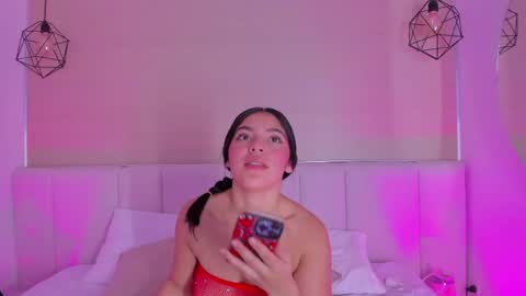 Haily online show from 9, 5, 2026