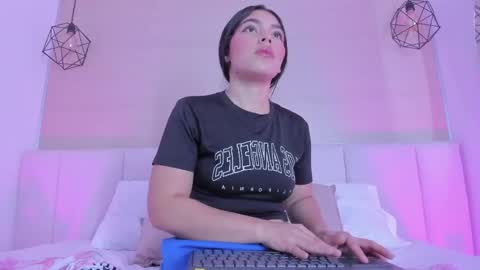 Haily online show from 10, 5, 2026