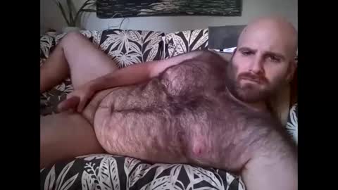 Snapshot of hairiestbear chatting on 28, 10, 2025 Hairiest Bear online show from 28, 10, 2025