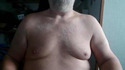 hairyarmpit_lover_1970 online show from 26, 9, 2025