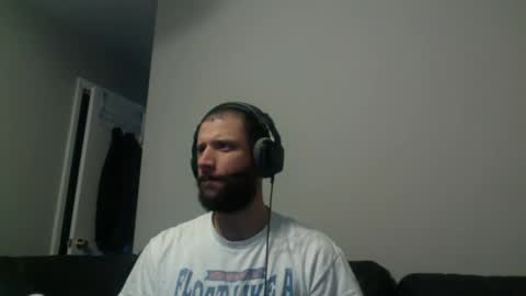 Snapshot of hairydadbod6 chatting on 21, 12, 2024 hairydadbod6 online show from 21, 12, 2024