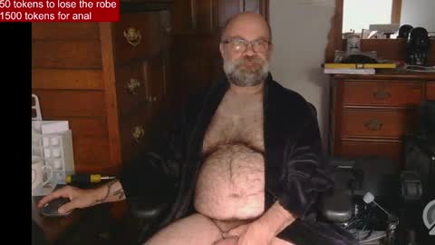 HairyDaddyBear69 online show from 1, 4, 2026