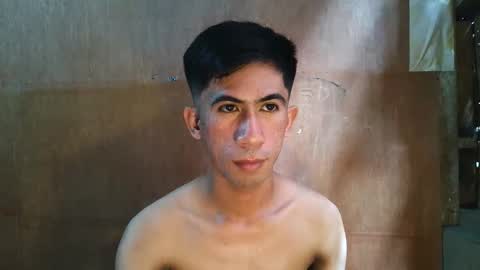 hairyhugecock_22 online show from 19, 12, 2025