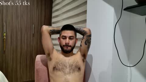 Snapshot of hairylatin8 chatting on 29, 10, 2025 HairyLatin online show from 29, 10, 2025