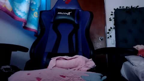 Lunita online show from 22, 2, 2025