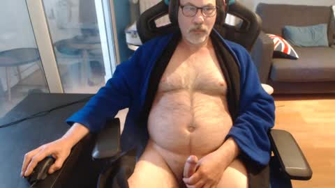 hairyman54 online show from 17, 5, 2026