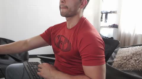 hairyncuteass online show from 18, 1, 2025