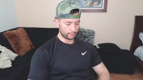 hairyncuteass online show from 18, 2, 2025