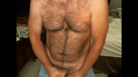 Snapshot of hairypecsguy chatting on 5, 11, 2025 Hairy pecs online show from 5, 11, 2025