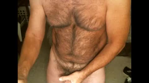 Snapshot of hairypecsguy chatting on 14, 11, 2025 Hairy pecs online show from 14, 11, 2025