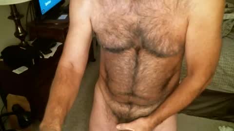 Snapshot of hairypecsguy chatting on 14, 12, 2025 Hairy pecs online show from 14, 12, 2025