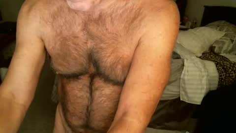 Snapshot of hairypecsguy chatting on 17, 12, 2025 Hairy pecs online show from 17, 12, 2025