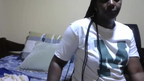 hairypussybigassy001 online show from 1, 1, 2025