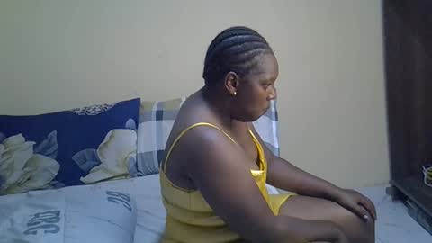 hairypussybigassy001 online show from 14, 12, 2025