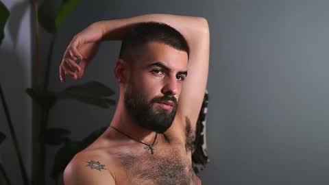 Snapshot of hairyrobxxx chatting on 17, 9, 2025 HairyRobXxX online show from 17, 9, 2025
