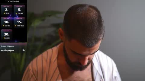 Snapshot of hairyrobxxx chatting on 27, 9, 2025 HairyRobXxX online show from 27, 9, 2025