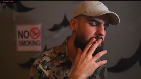 Snapshot of hairyrobxxx chatting on 21, 10, 2025 HairyRobXxX online show from 21, 10, 2025