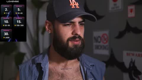 Snapshot of hairyrobxxx chatting on 12, 11, 2025 HairyRobXxX online show from 12, 11, 2025