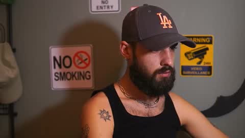 Snapshot of hairyrobxxx chatting on 22, 11, 2025 HairyRobXxX online show from 22, 11, 2025