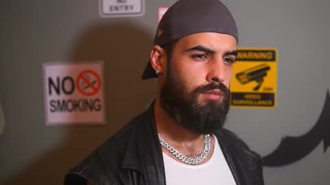 Snapshot of hairyrobxxx chatting on 26, 11, 2025 HairyRobXxX online show from 26, 11, 2025