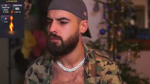 Snapshot of hairyrobxxx chatting on 15, 12, 2025 HairyRobXxX online show from 15, 12, 2025