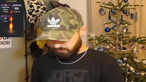 Snapshot of hairyrobxxx chatting on 22, 12, 2025 HairyRobXxX online show from 22, 12, 2025