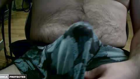 Snapshot of hairyuncut1705 chatting on 2, 2, 2026 hairyuncut1705 online show from 2, 2, 2026