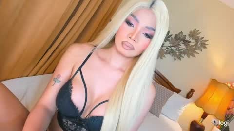YOUR SIDECHIC HAILEY online show from 22, 5, 2026