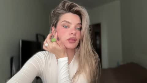 Snapshot of haley_rune chatting on 21, 9, 2025 haley_rune online show from 21, 9, 2025