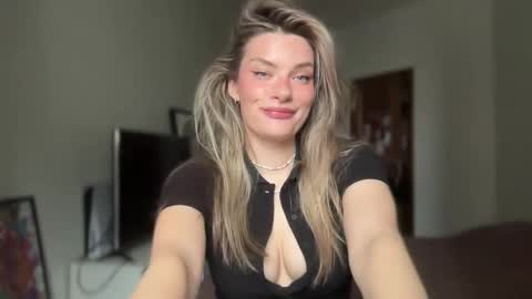 Snapshot of haley_rune chatting on 5, 10, 2025 haley_rune online show from 5, 10, 2025