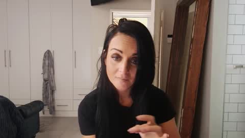 Snapshot of haley_vernandez chatting on 17, 10, 2025 Haley online show from 17, 10, 2025