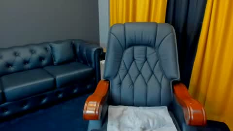 Haleysweetest online show from 17, 6, 2026