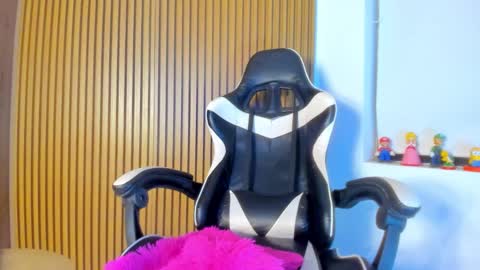 Anahis online show from 30, 10, 2025