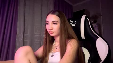 Holly online show from 13, 12, 2025