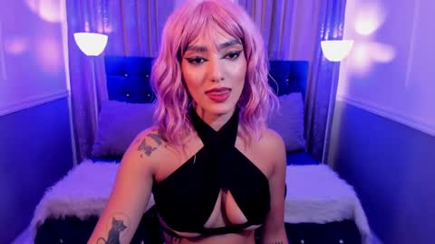 Snapshot of hallsred_rh chatting on 10, 1, 2025 Halls Red online show from 10, 1, 2025