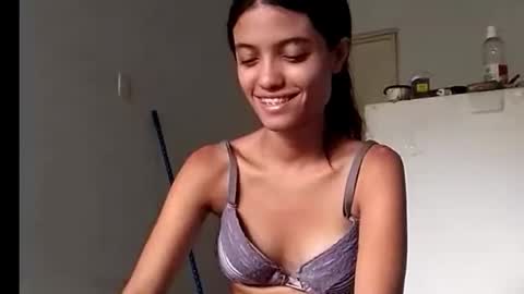 Snapshot of hambercrrist chatting on 14, 2, 2025 hambercrist online show from 14, 2, 2025