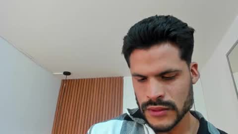 Snapshot of hamilton_1 chatting on 15, 10, 2025 Hamilton online show from 15, 10, 2025