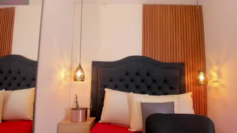 Snapshot of hamilton_1 chatting on 29, 10, 2025 Hamilton online show from 29, 10, 2025