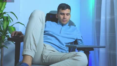 hamiltong12 online show from 12, 5, 2026