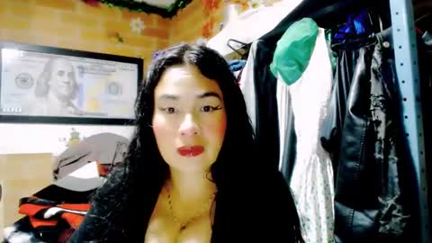 HANMy Dears make sure to follow me here create a FREE account if you dont have one and chat thank you. online show from 20, 10, 2025