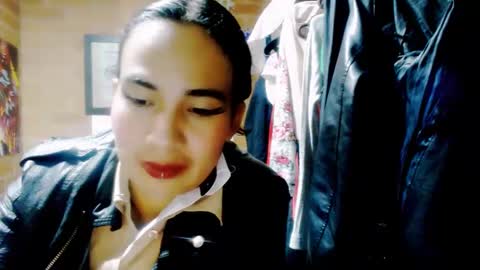 HANMy Dears make sure to follow me here create a FREE account if you dont have one and chat thank you. online show from 9, 11, 2025