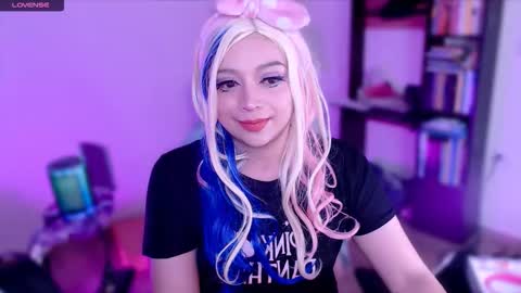 Hana Hyuga .   Please help me reach 200 thumbs up online show from 23, 12, 2025