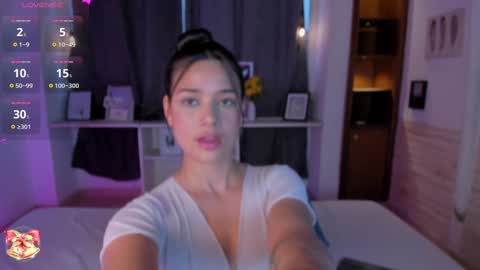 Hanna  Everyday From 1430 to 2130 Col Time online show from 3, 12, 2024